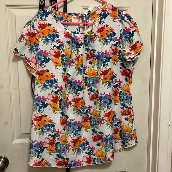 Fabiola floral top - Picture 1 of 3